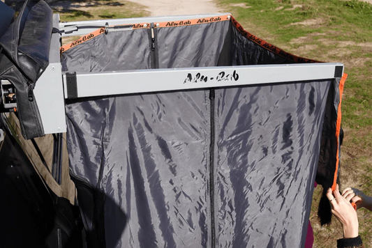 SHOWER CUBE